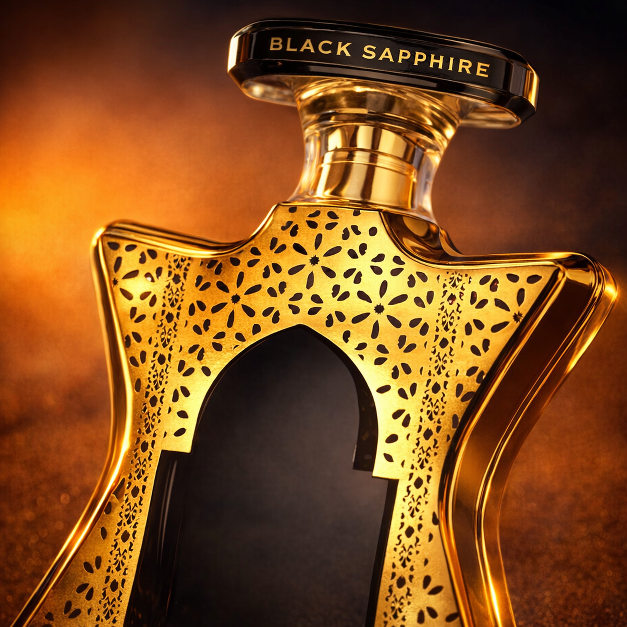 Bond No.9 New York Dubai Gold EDP macro label detail gallery showcase