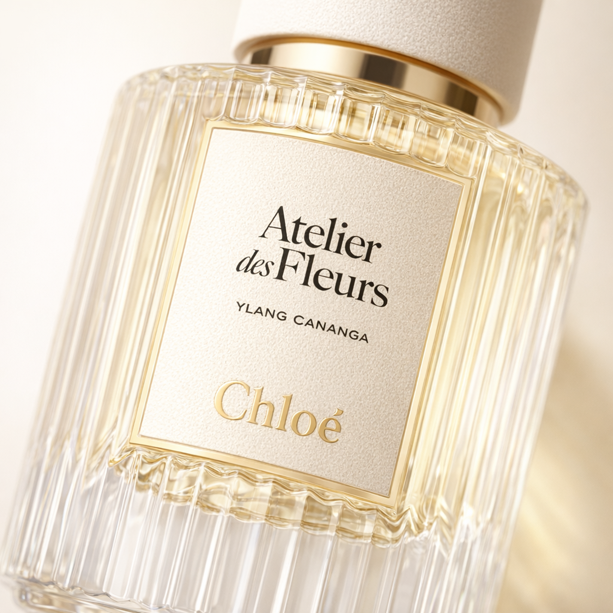 Chloe Atelier Des Fleurs Ylang Cananga EDP macro label detail gallery showcase