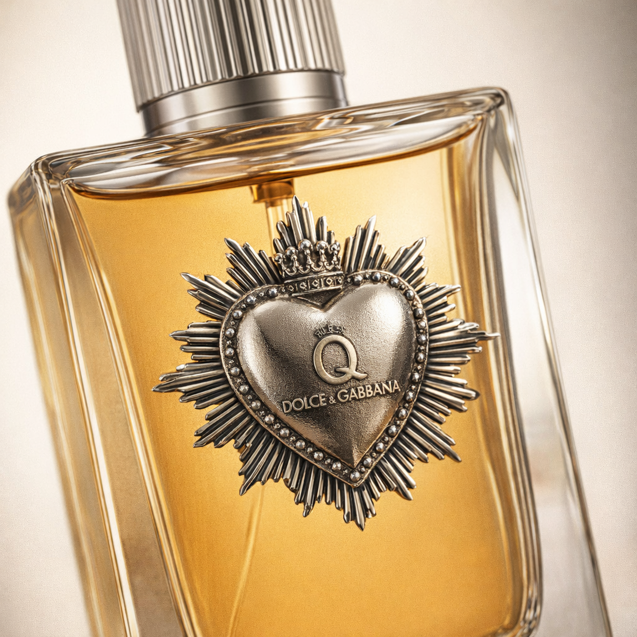 Dolce & Gabbana Q EDP Intense Gift Set for Her fragrance details image