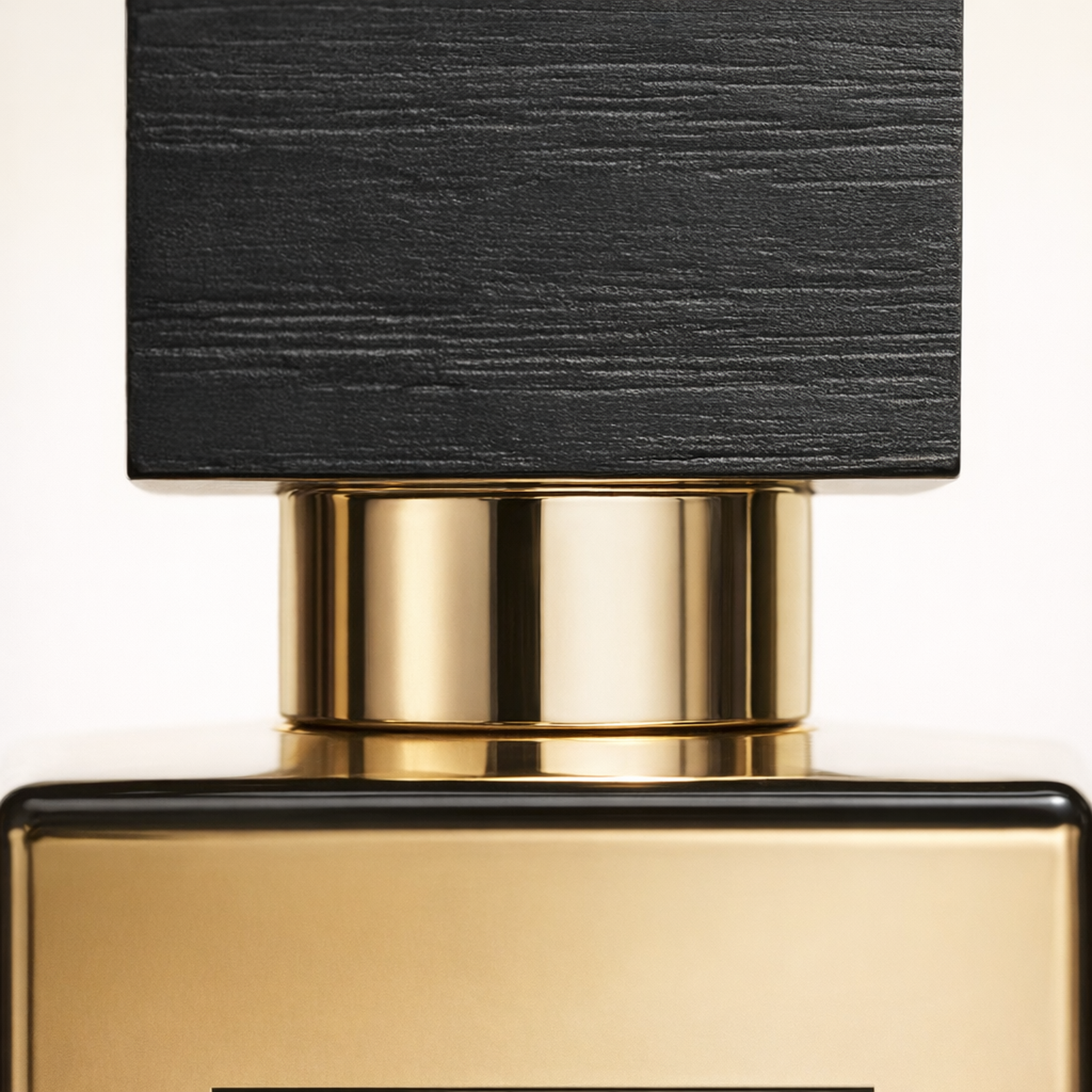 Ajmal Exquisite Essence EDP gallery 4 image