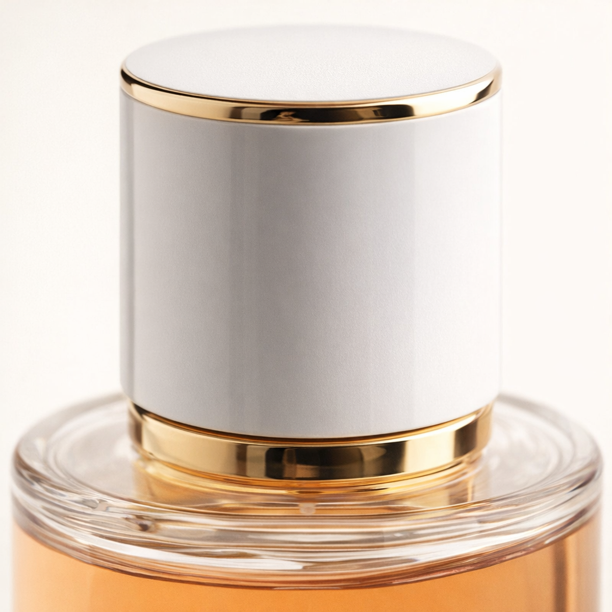 Maissa Ambre Fatal Elixir EDP cap macro detail gallery showcase