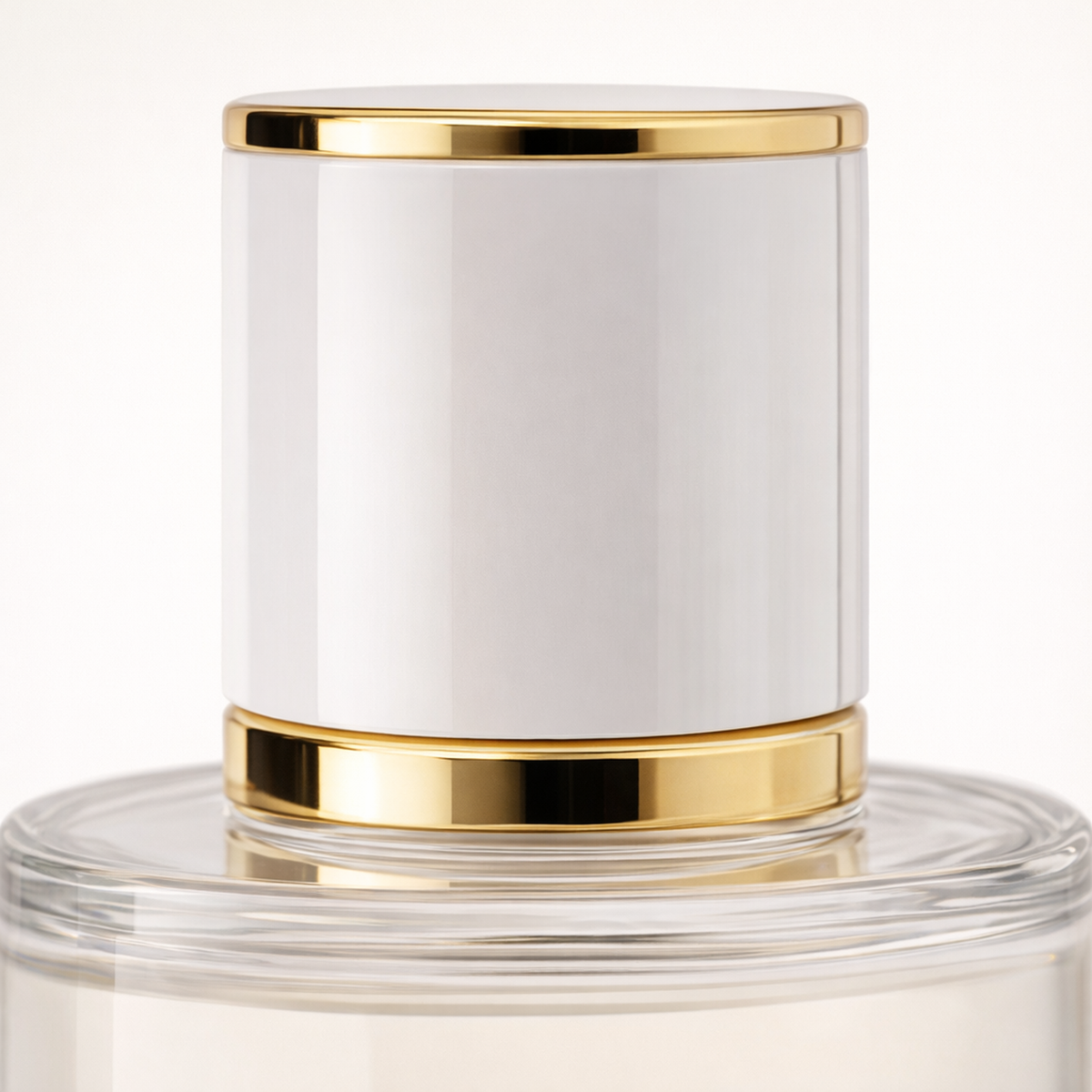 Maissa Musc Rebelle Elixir EDP cap macro detail gallery showcase