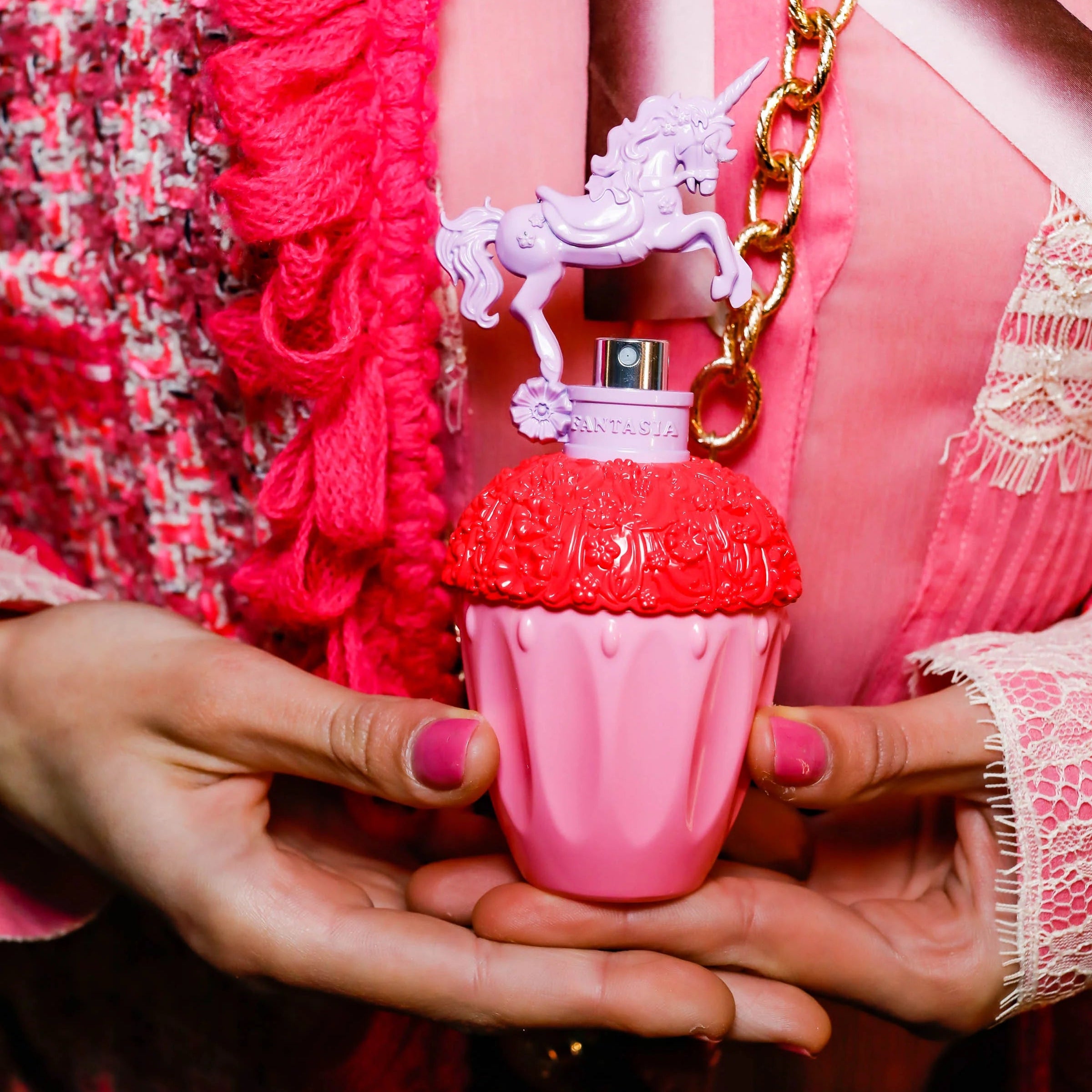 Anna Sui Fantasia Pop Surprise! Red Purple EDT