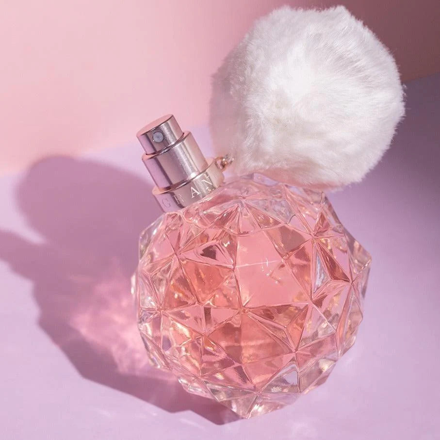 Ariana Grande Ari EDP For Women Gift Set