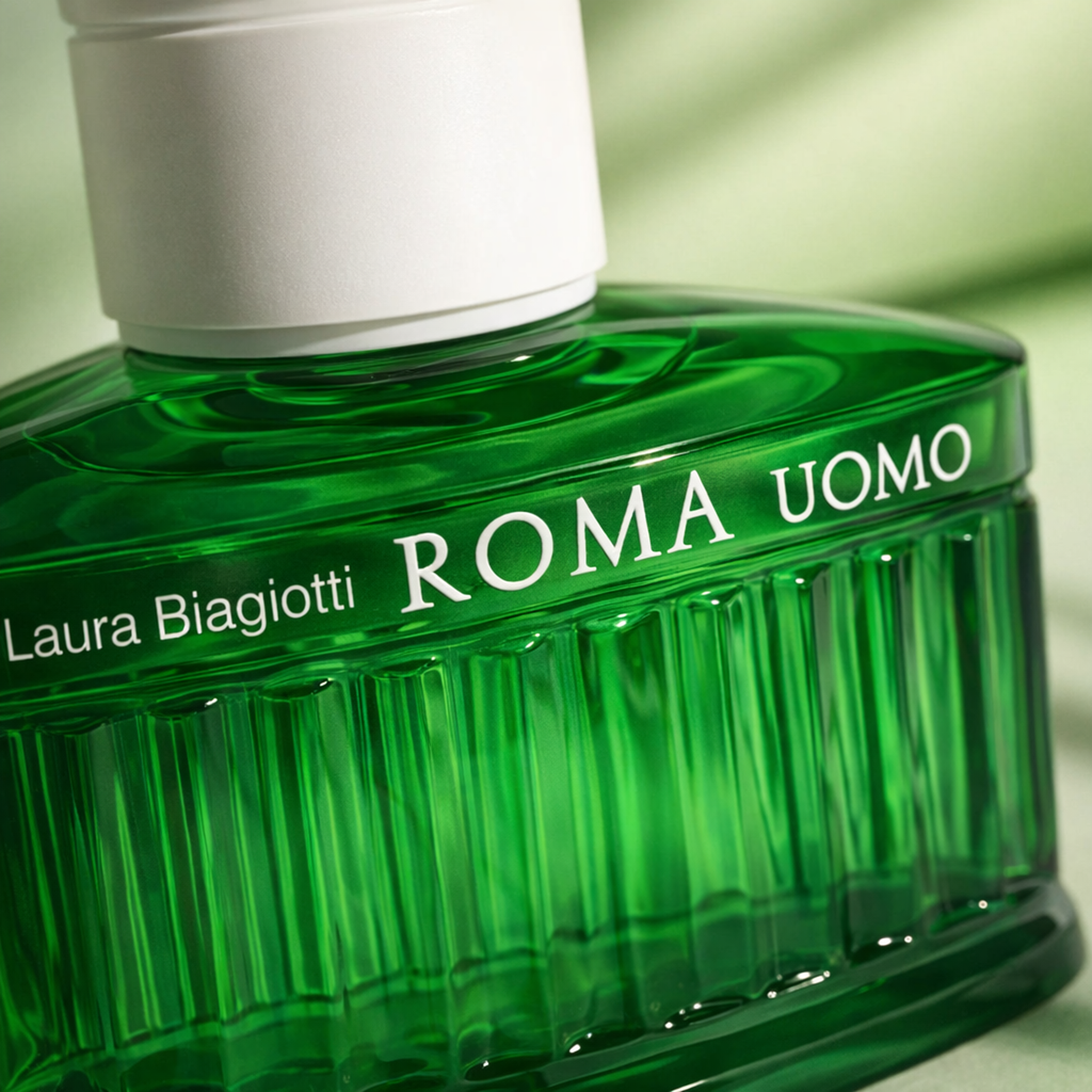 Laura Biagiotti Roma Uomo Green Swing EDT For Men macro label detail gallery showcase