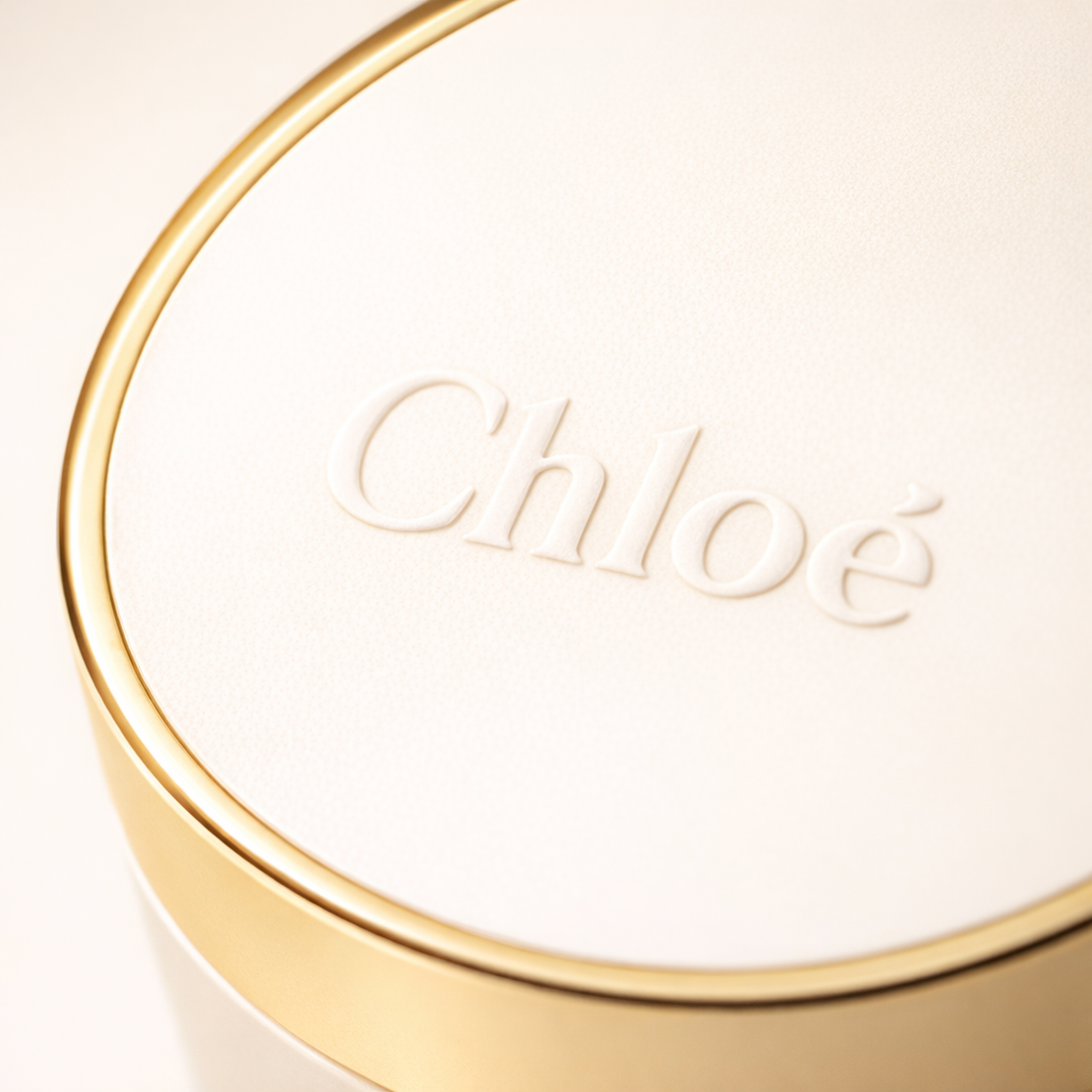 Chloe Atelier Des Fleurs Santalum 3G Solid Perfume macro label detail gallery showcase