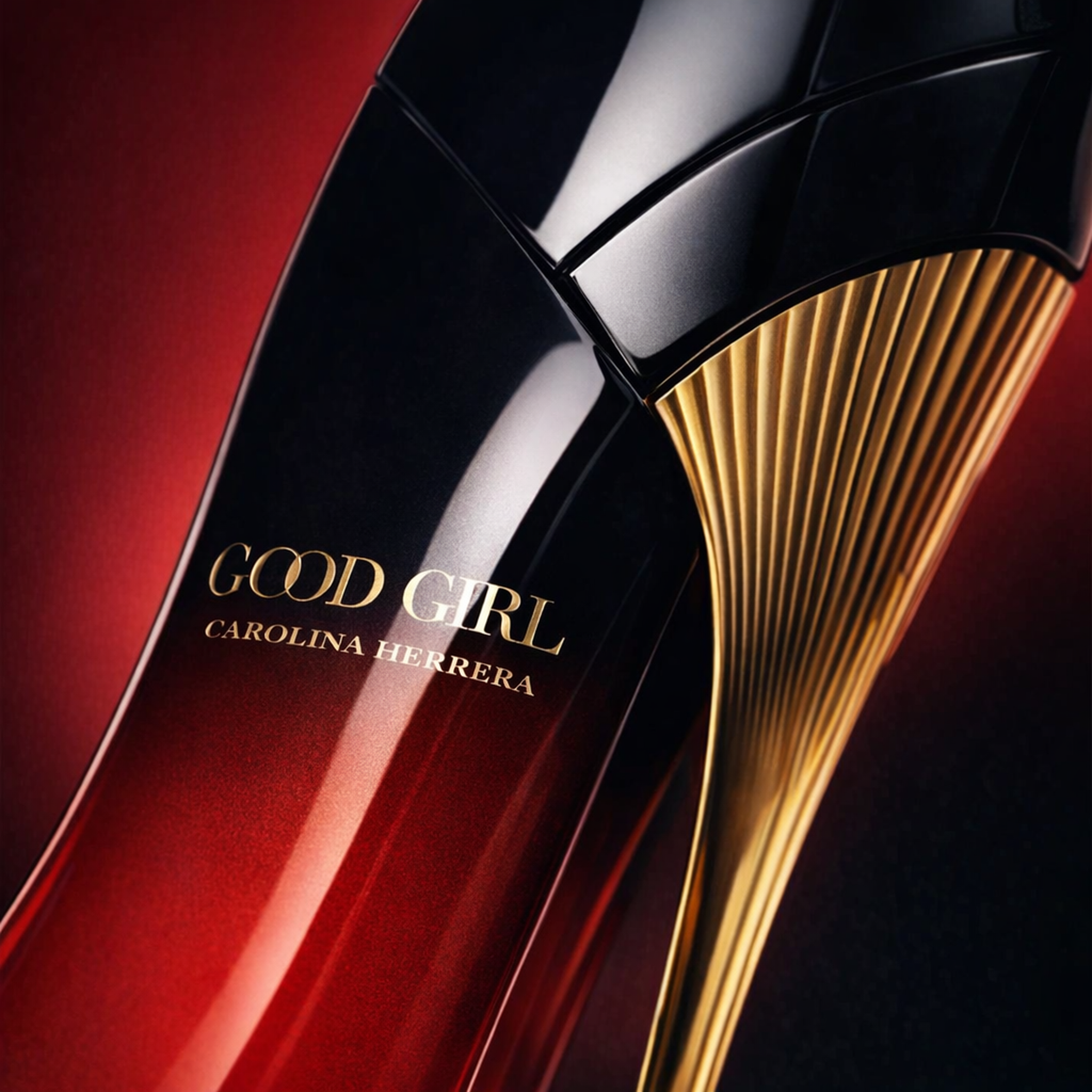 Carolina Herrera Very Good Girl Elixir EDP macro label detail gallery showcase