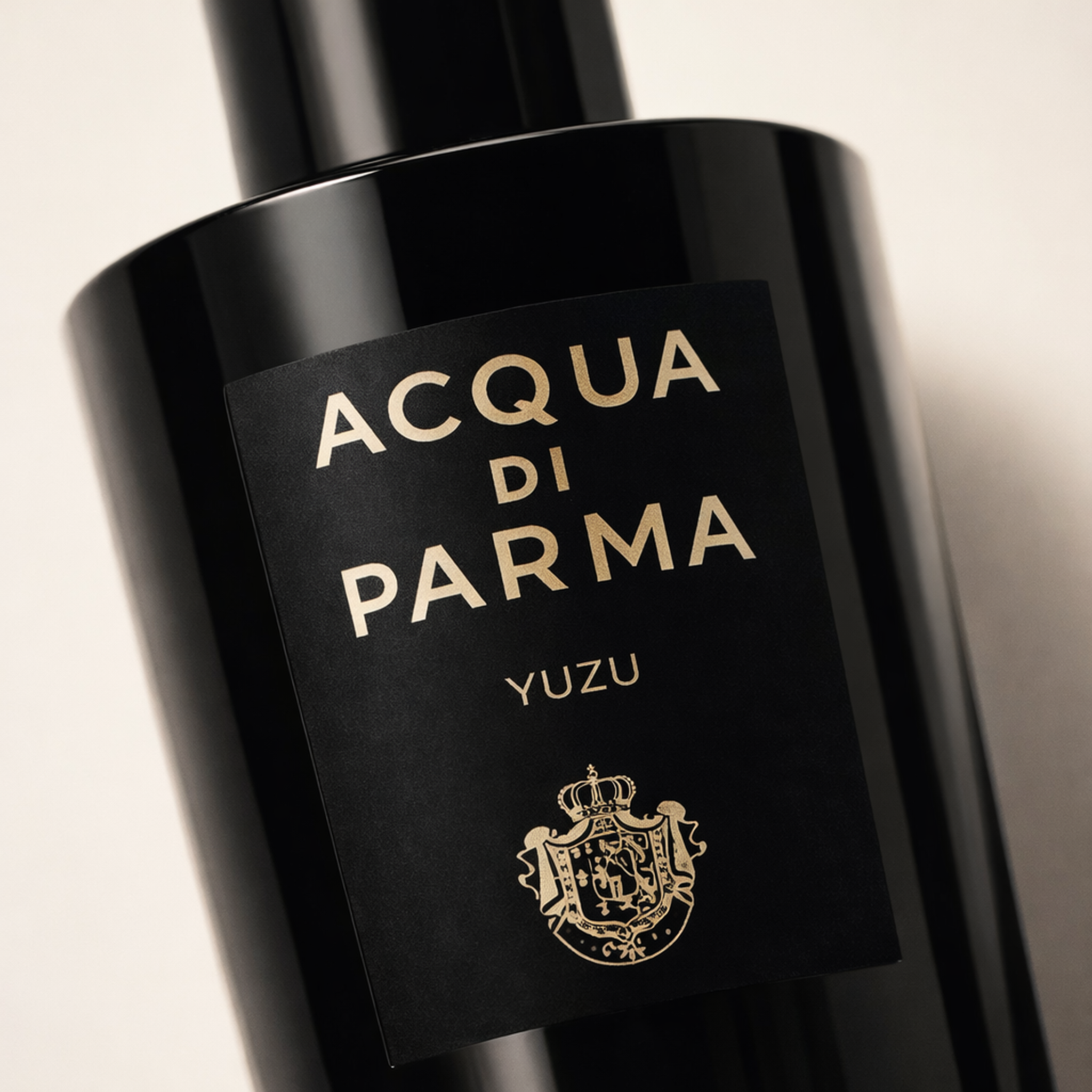 Acqua Di Parma Osmanthus Body Wash macro label detail gallery showcase
