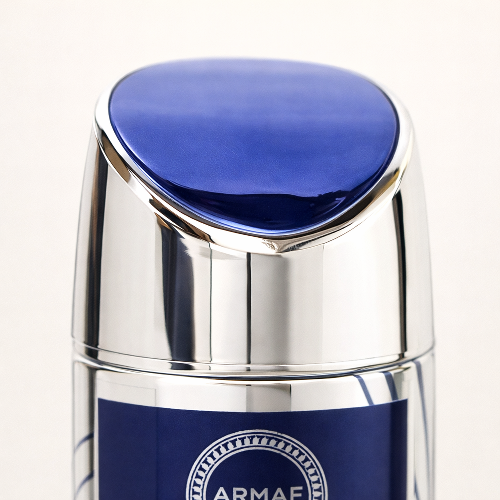 Armaf Club de Nuit Blue Iconic Body Spray cap macro detail gallery showcase