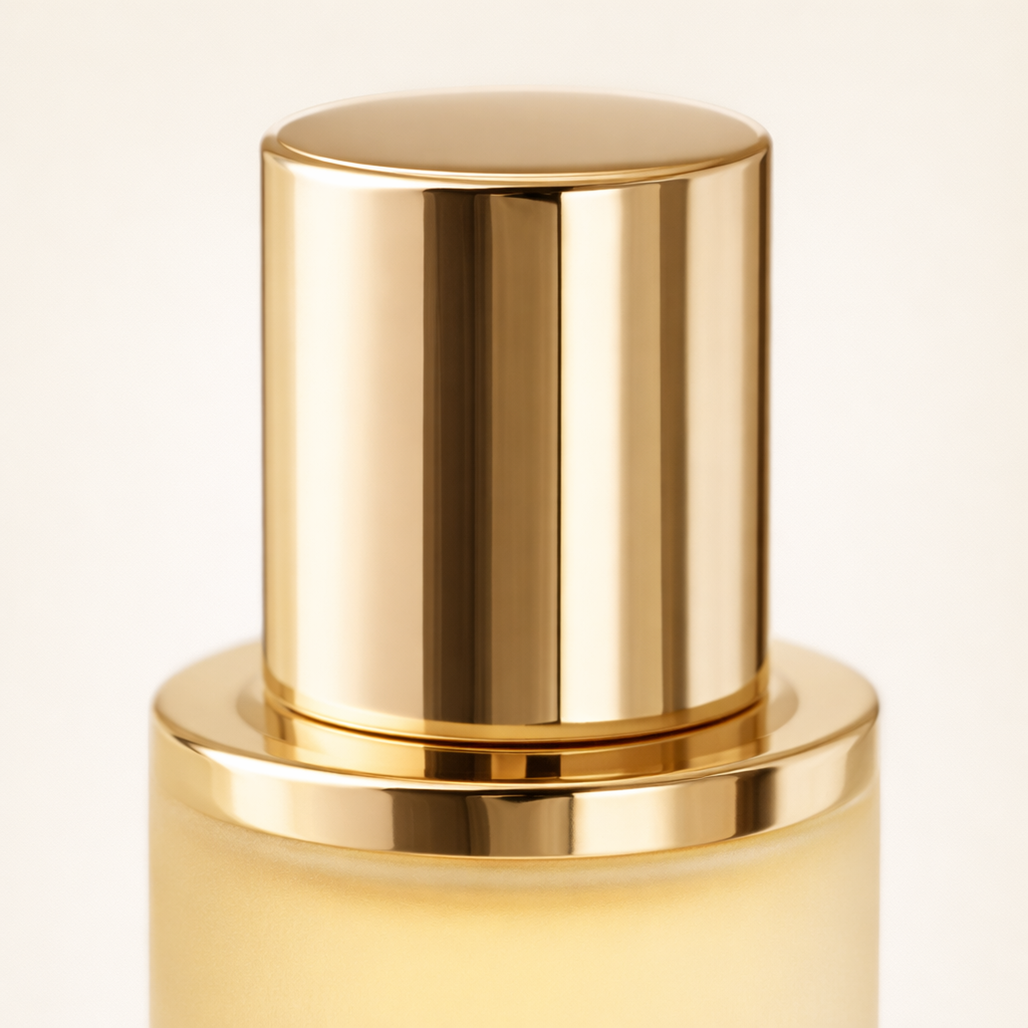 Roja Parfums Manhattan Hair Perfume cap macro detail gallery showcase