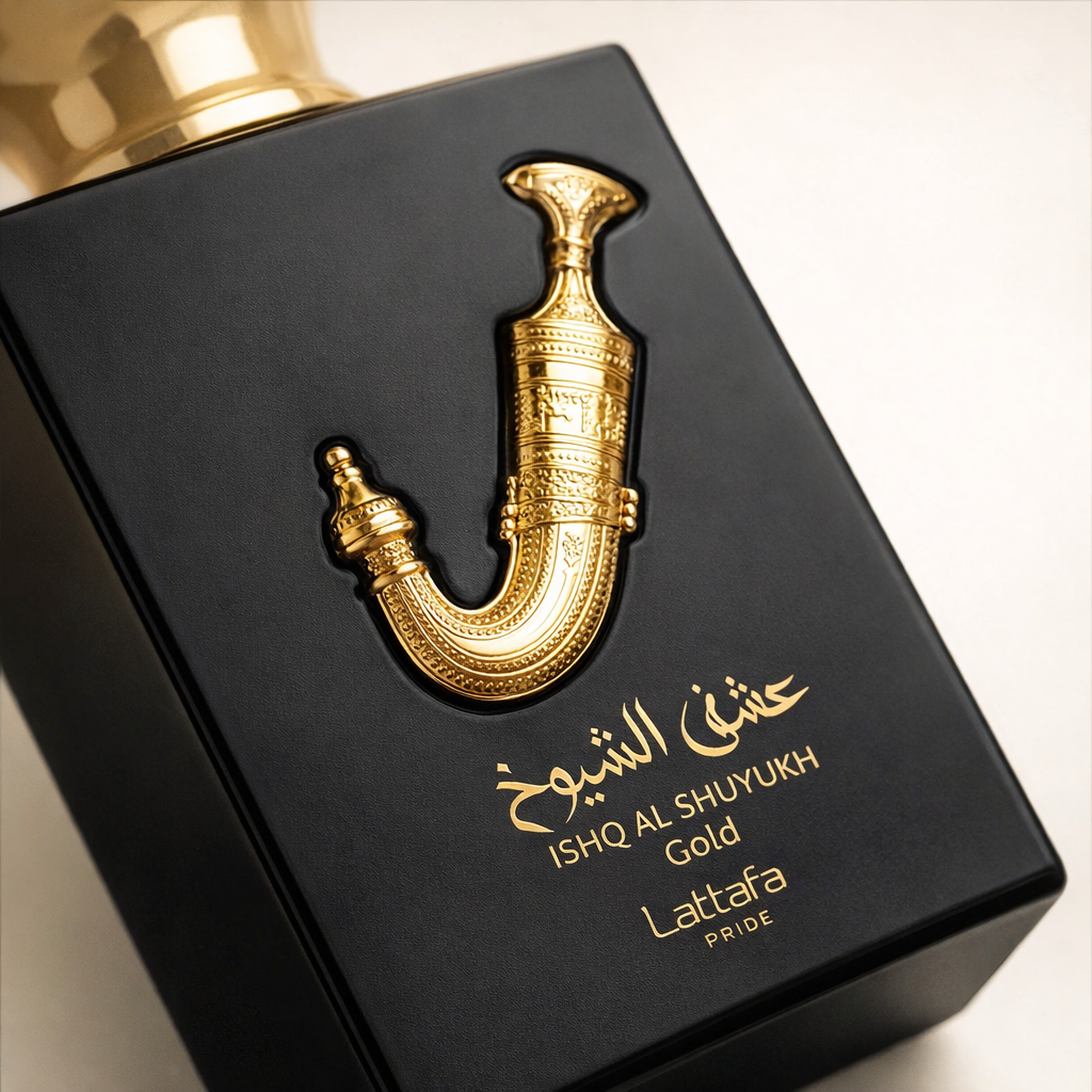 Lattafa Pride Ishq Al Shuyukh Gold EDP For Women macro label detail gallery showcase