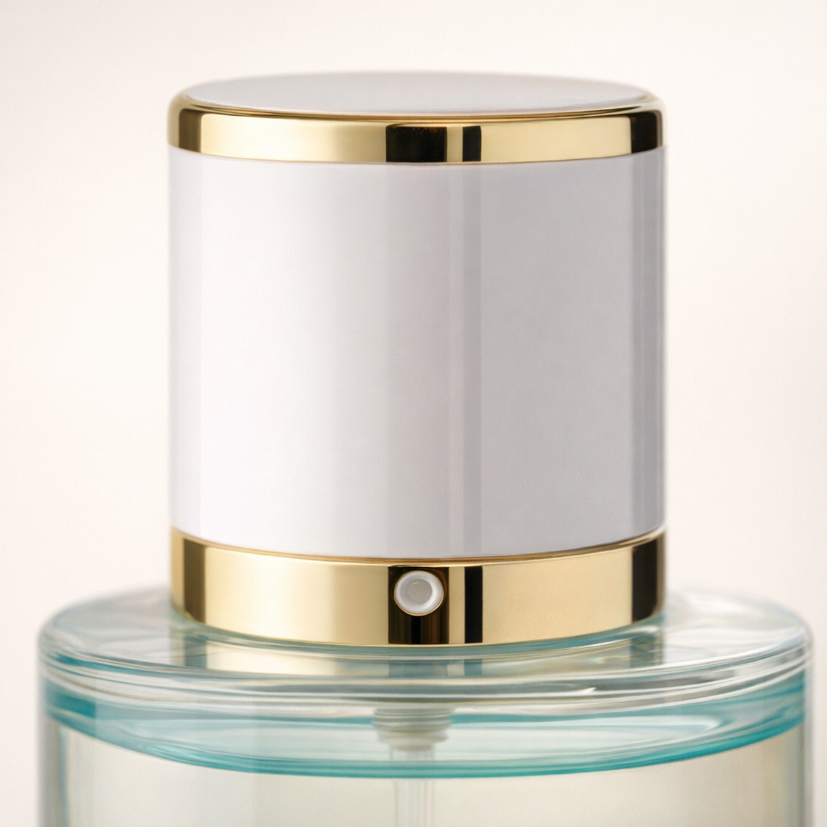 Maissa Jardin de Cayes Elixir Vetiver EDP cap macro detail gallery showcase