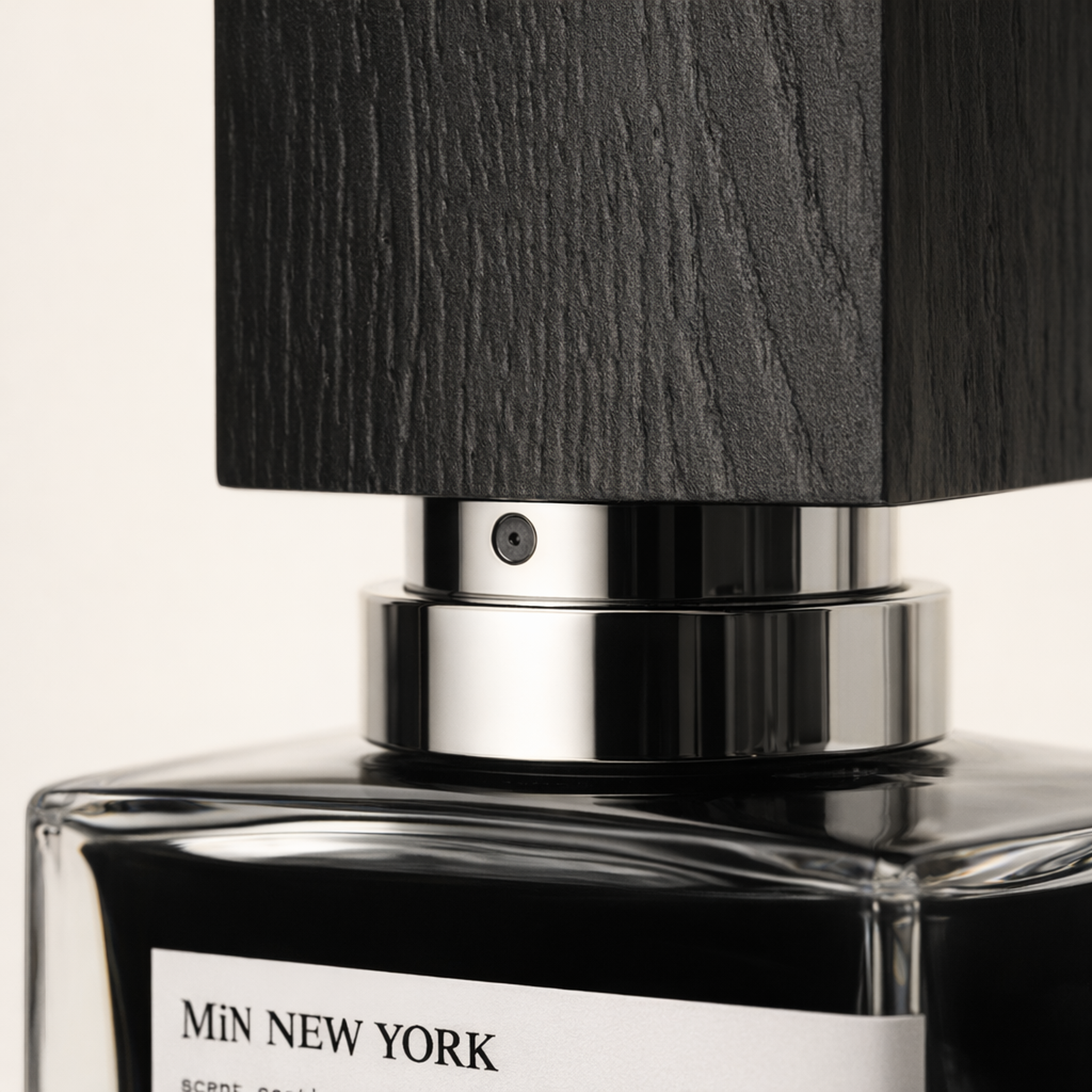 Min New York Barrel EDP cap macro detail gallery showcase