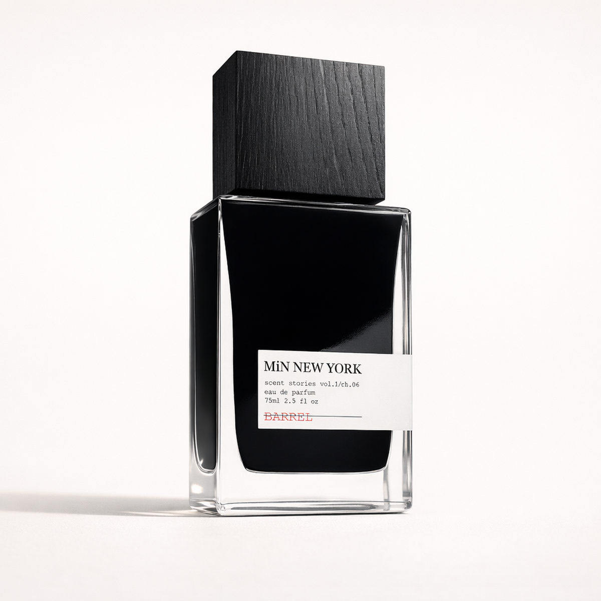 Min New York Barrel EDP low three-quarter hero gallery showcase