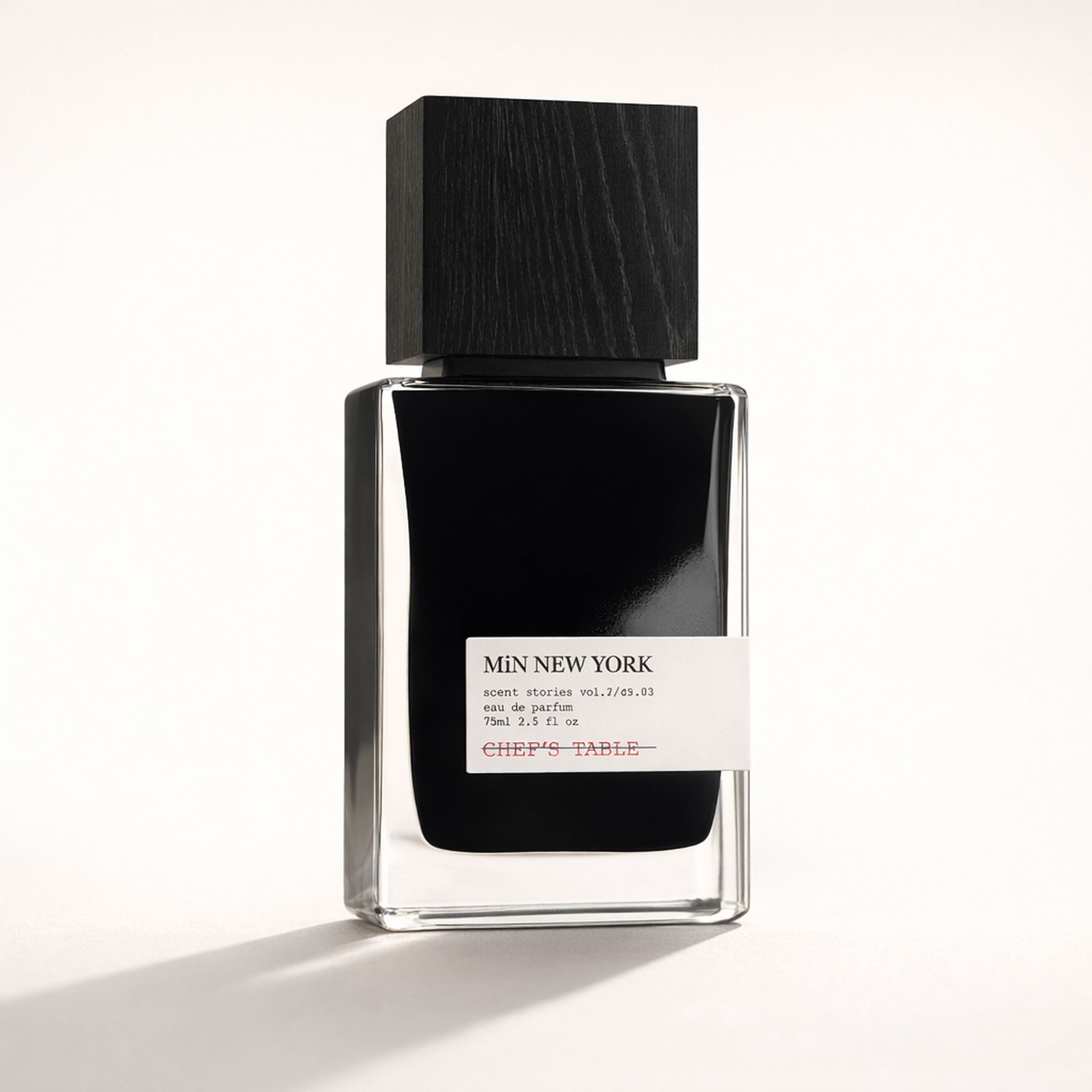 Min New York Chef's Tablet EDP low three-quarter hero gallery showcase