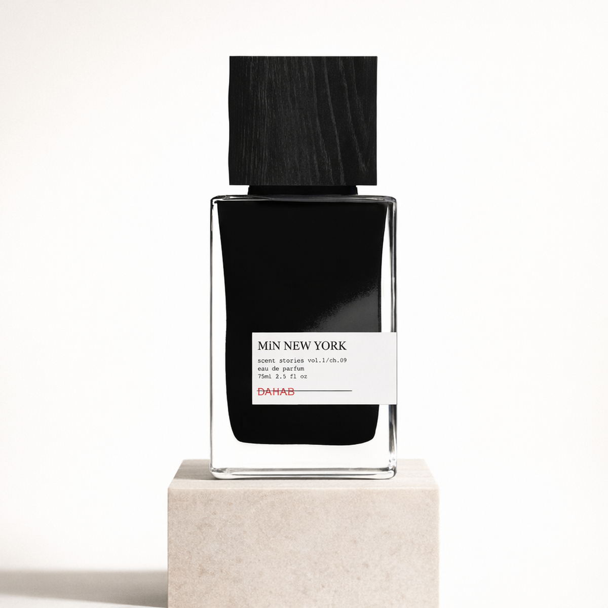 Min New York Dahab EDP upright pedestal gallery showcase