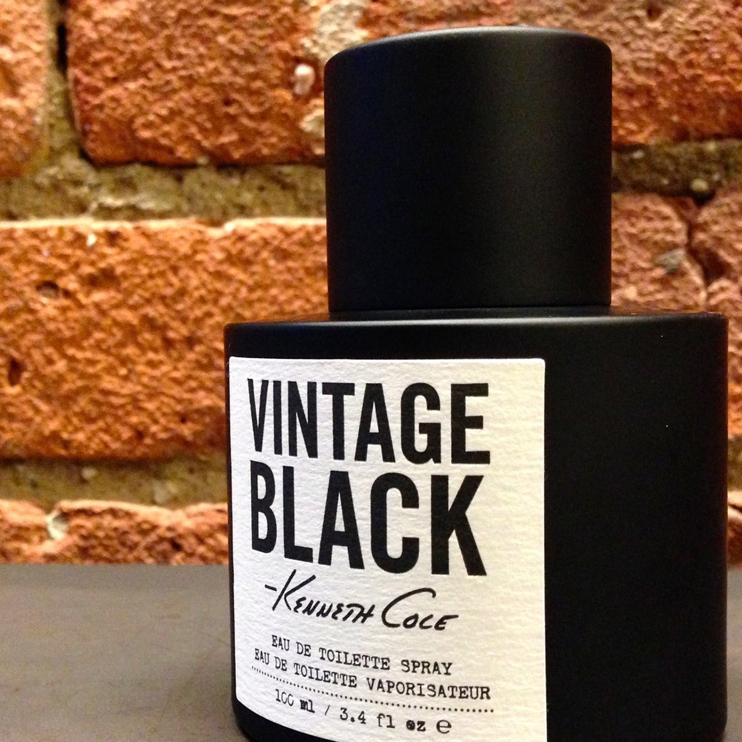 Kenneth Cole Vintage Black EDT | My Perfume Shop Australia