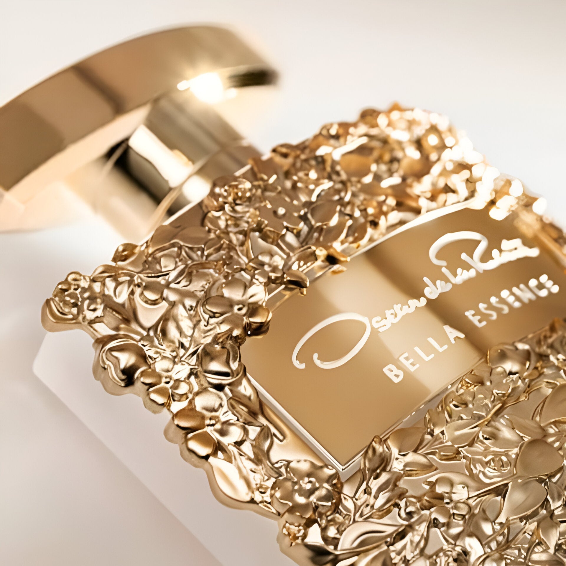 Oscar De La Renta Bella Essence EDP Body Lotion Set | My Perfume Shop Australia