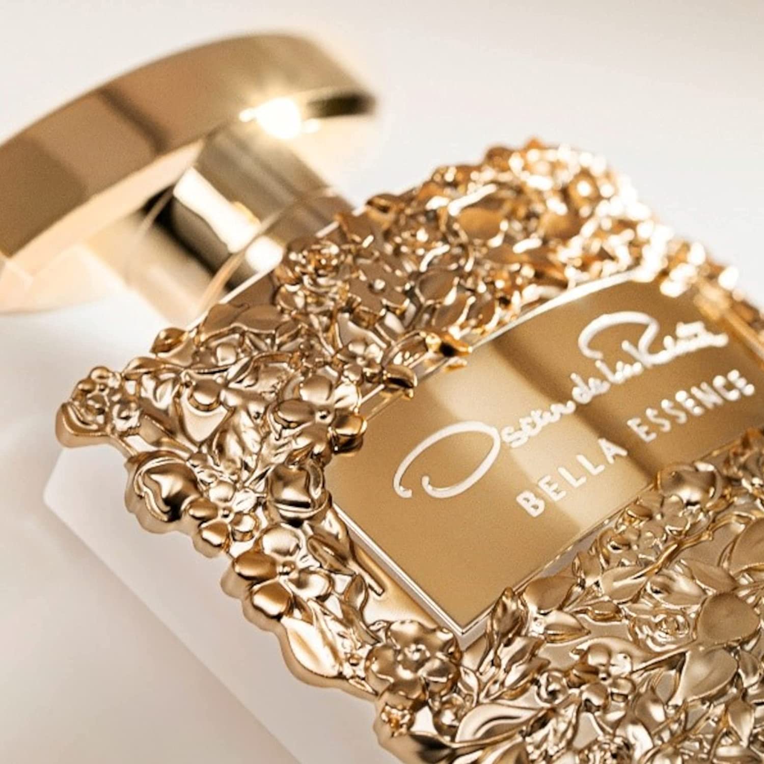 Oscar De La Renta Bella Essence EDP | My Perfume Shop Australia