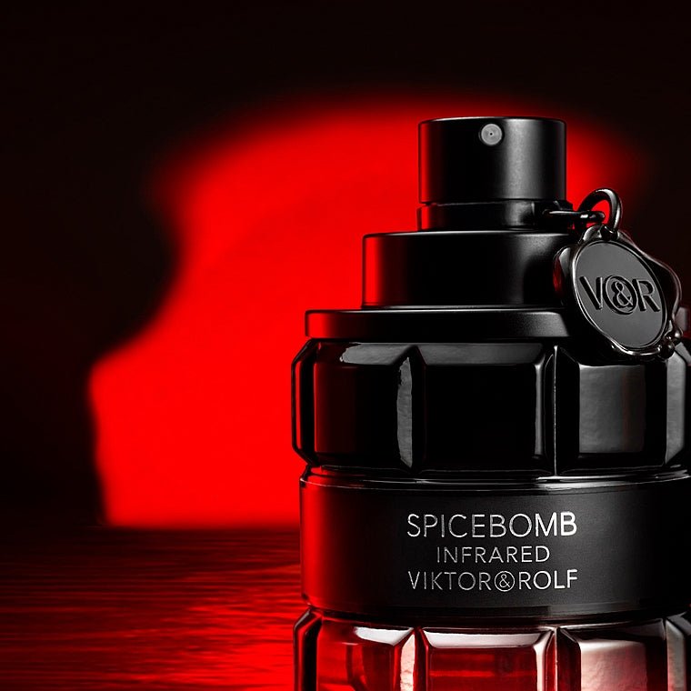 Viktor & Rolf Spicebomb Infrared EDT Travel Set | My Perfume Shop Australia